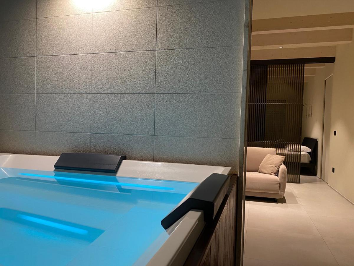 Settanni Sea Suites ポリニャーノ・ア・マーレ エクステリア 写真